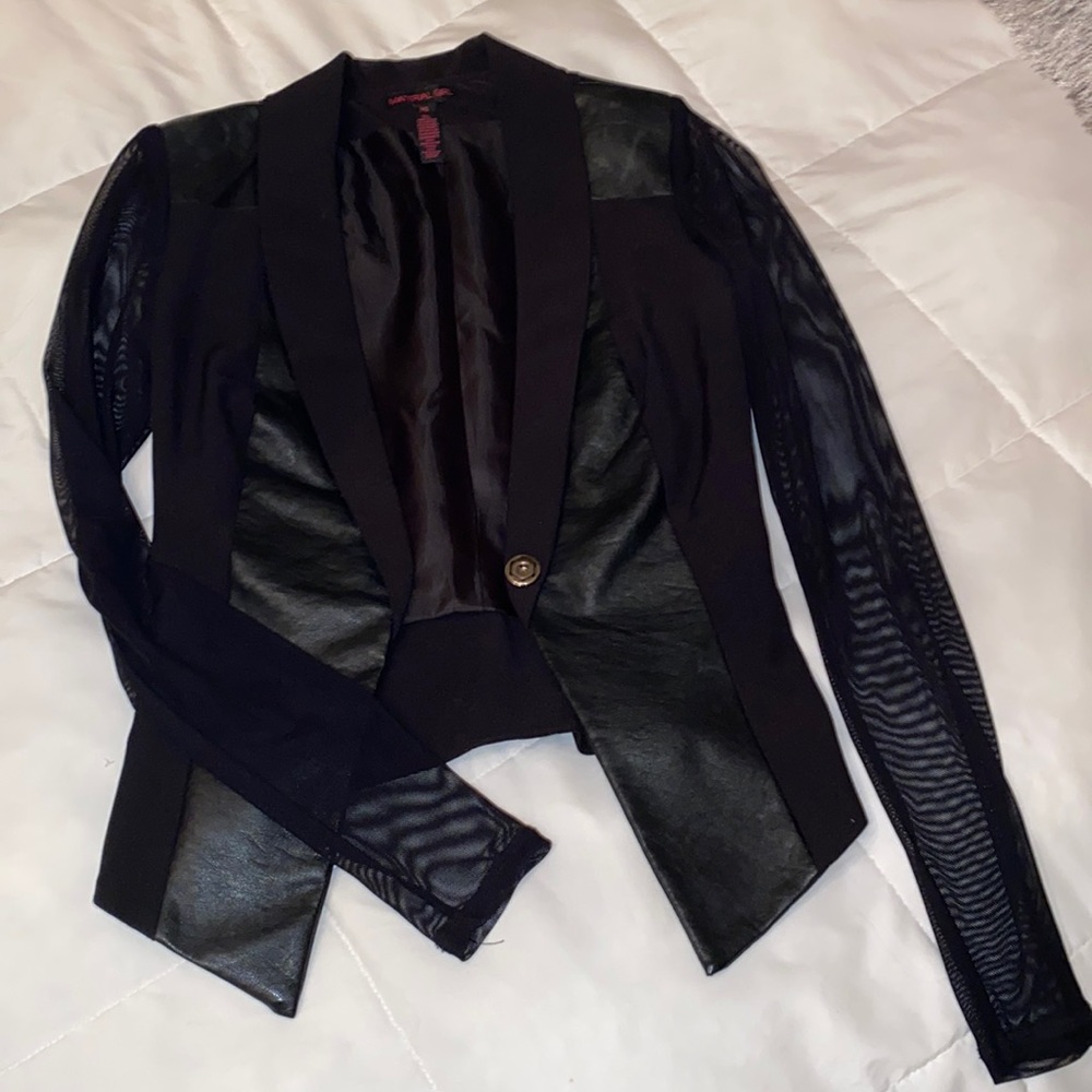 Black fitted Blazer